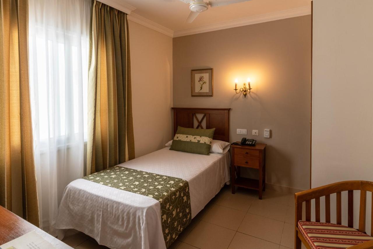 פוארטו דה לה קרוז Hotel Marte מראה חיצוני תמונה